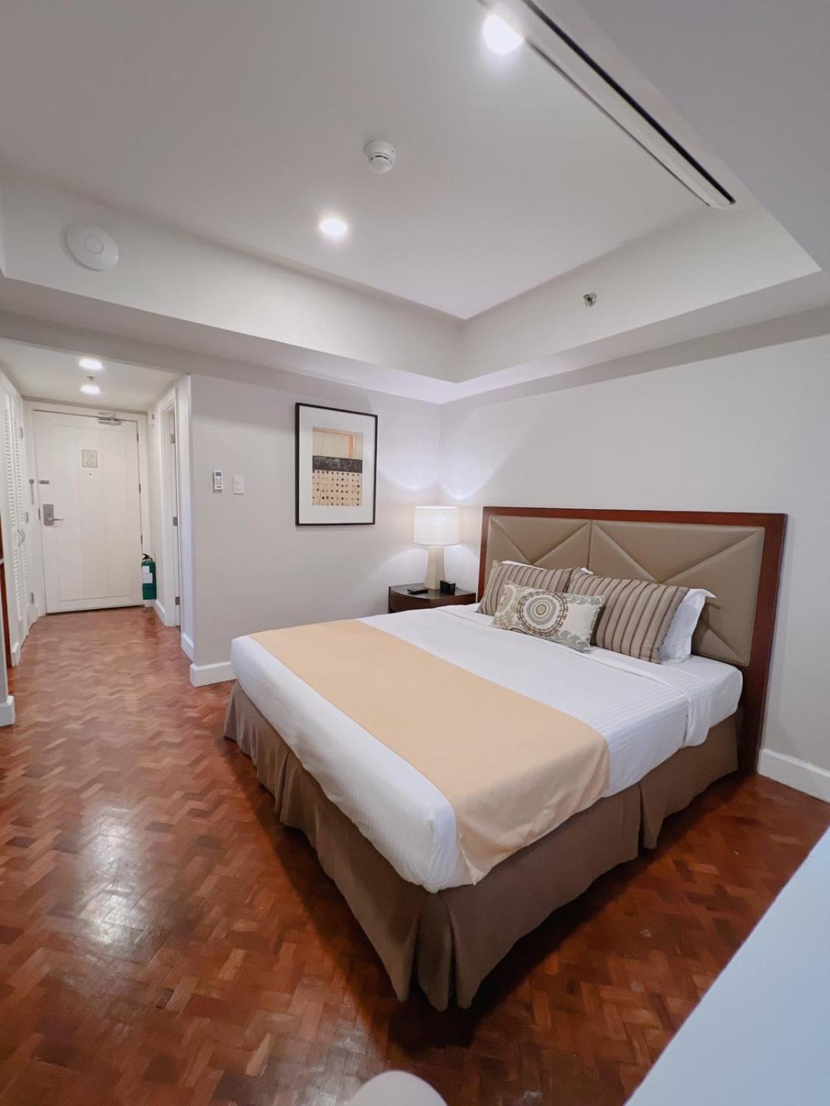 Olympia Makati 1Br Former Somerset Olympia Makati Makati City Екстер'єр фото